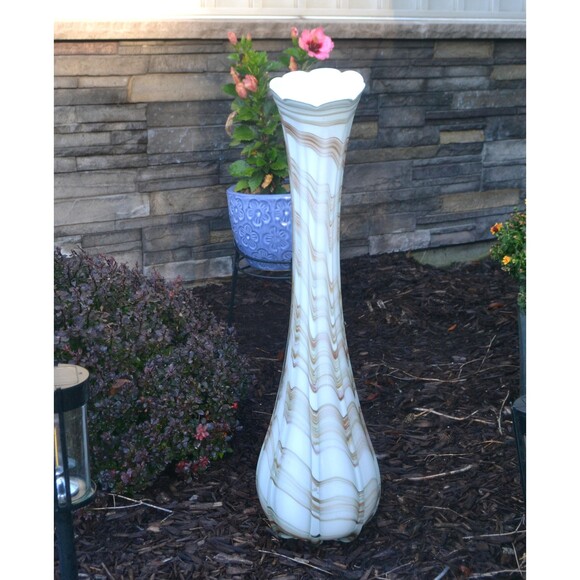 Vintage Stretch Vase Swag Floor Swung Swirl Scalloped Top - Picture 2 of 4